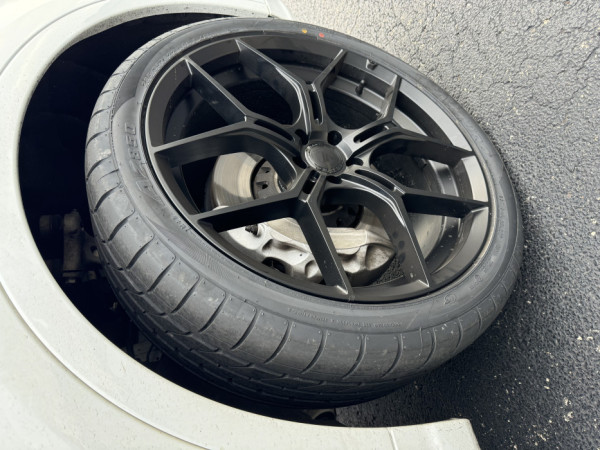 Audi Q7 on 285/35R19 AZ850 - image 4