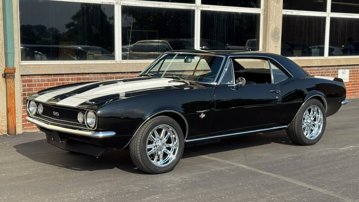 Chevrolet Camaro on 225/50R17 AZ810