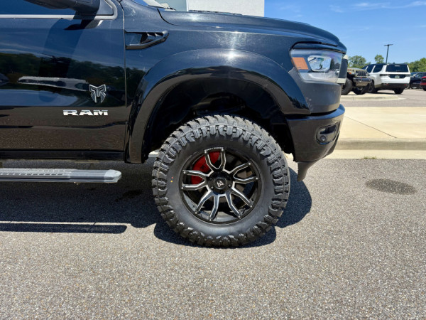 Ram 1500 Rocky Ridge Laramie K2 on 37x13.50R20LT TRAIL BLADE M/T - image 3
