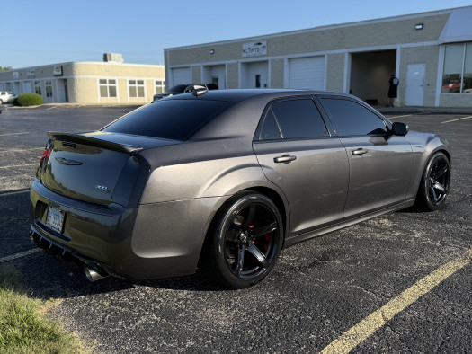 Chrysler 300c on 305/35R20 AZ810 - image 3