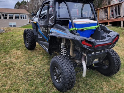 Polaris IZR 1000 on 30x10.00R15 TRAIL BLADE X/T SXS - image 3