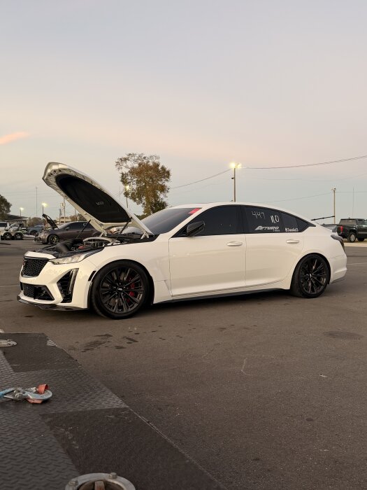 Cadillac CT5V Blackwing on 305/30R19 AZ850DR