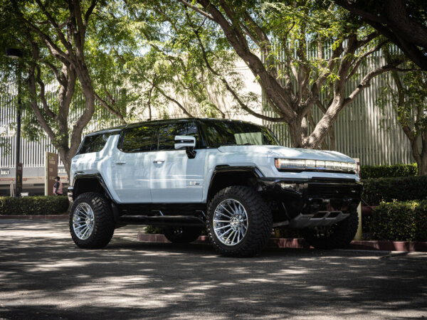 TRAIL BLADE M/T