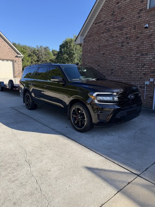 Ford Expedition Max on 285/45R22 TRAIL BLADE ATS