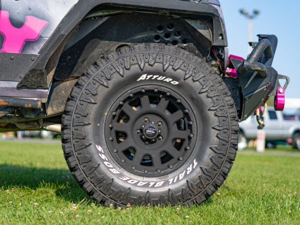 Jeep Wrangler on 37x12.50R17LT TRAIL BLADE BOSS - image 4