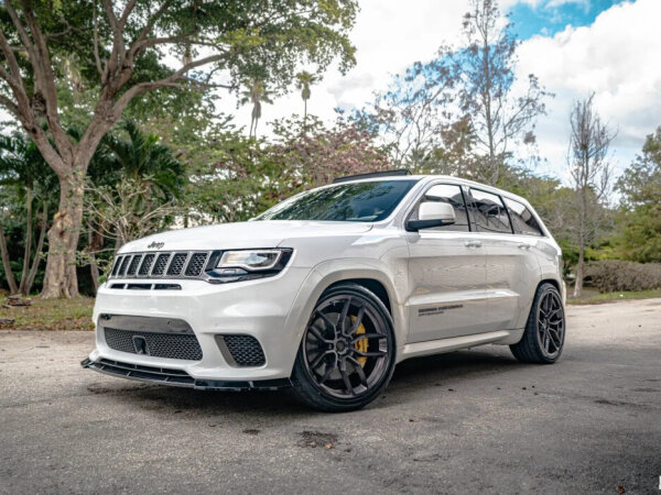 Jeep Trackhawk on 305/35R22 AZ850 - image 7
