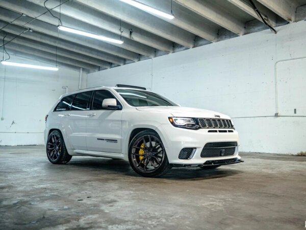 Jeep Trackhawk on 305/35R22 AZ850 - image 9