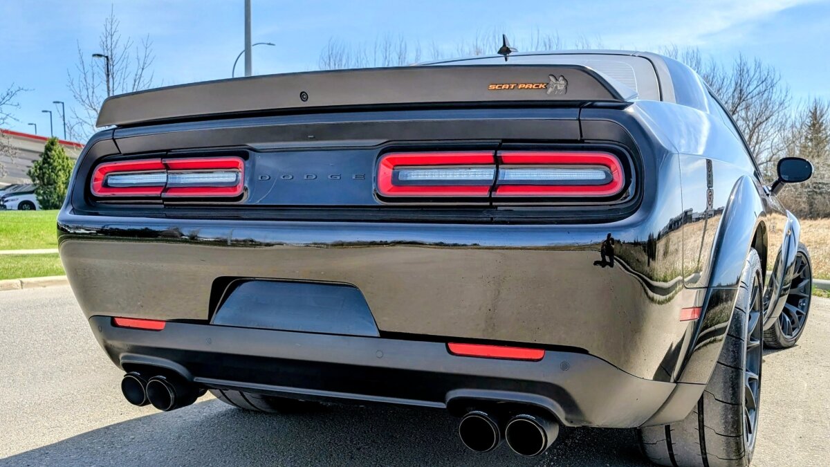 Dodge Challenger W/B Scat Pack Orange Edition on 315/35R20 AZ850DR