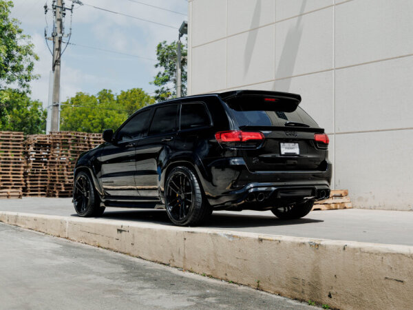 Jeep Trackhawk on 305/35R22 AZ850 - image 2