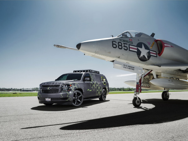 Chevrolet Suburban TRAIL BLADE X/T - image 3