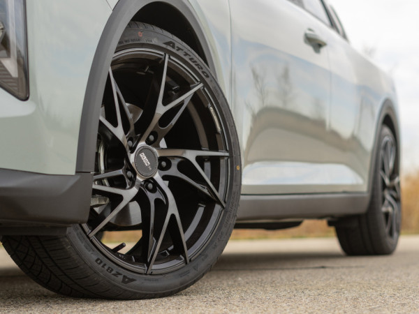 Kia K4 on 225/40R18 AZ810 - image 3