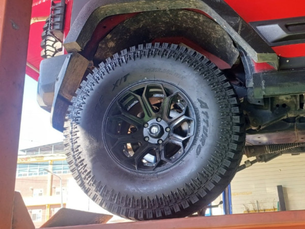 TRAIL BLADE X/T