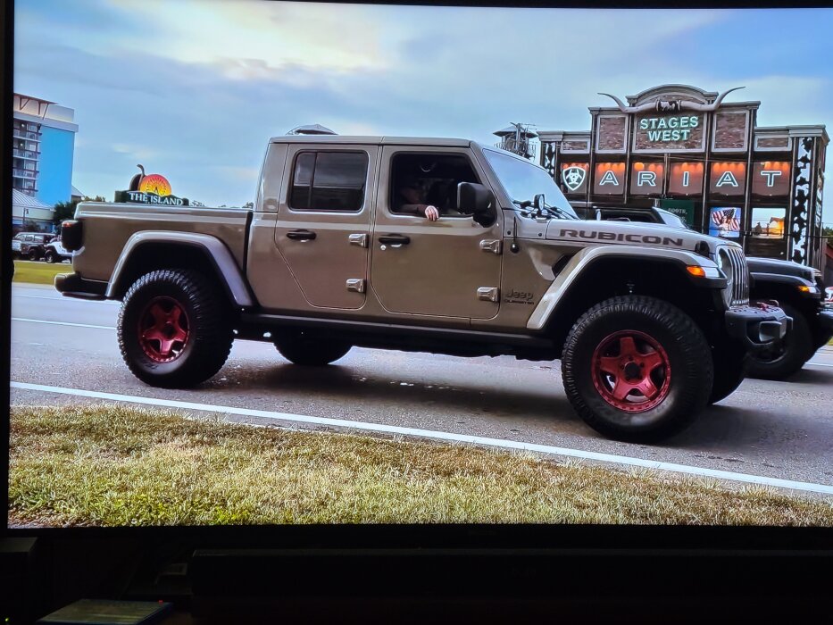 Jeep Gladiator on 35x12.50R17LT TRAIL BLADE X/T