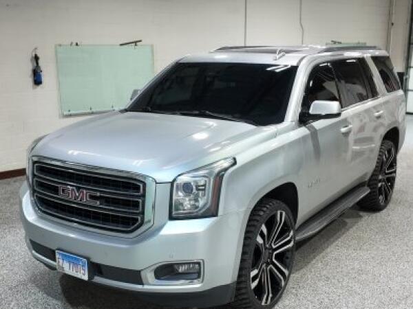GMC Yukon on 305/30R26 TRAIL BLADE X/T - image 3