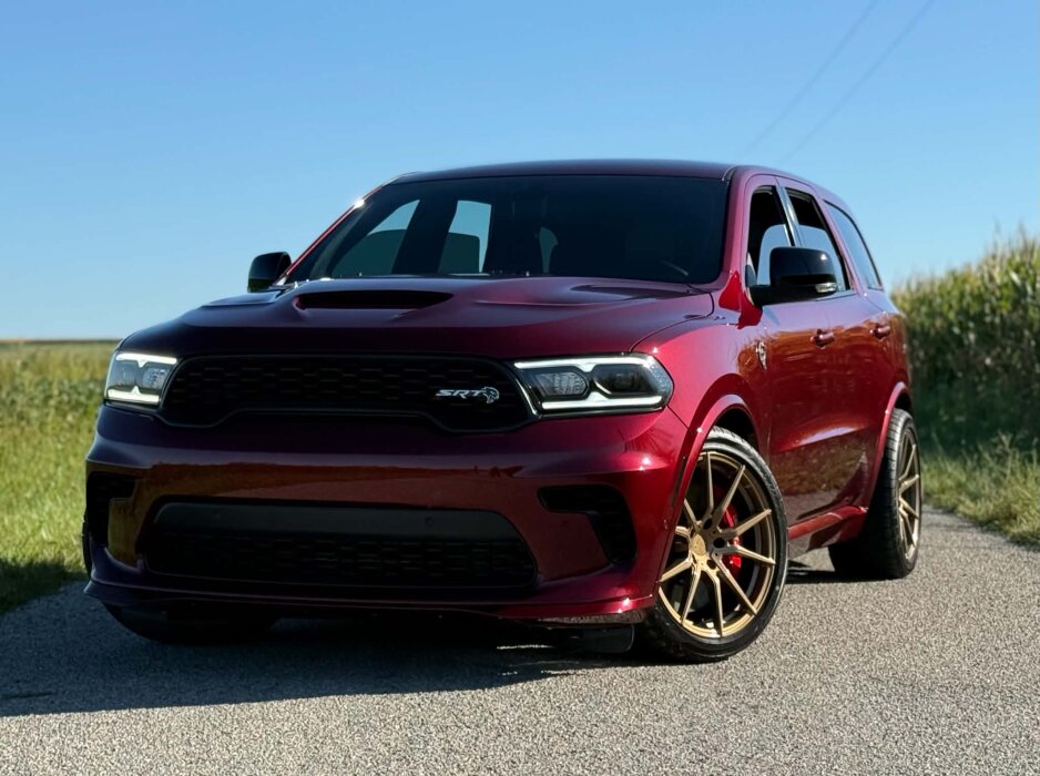 Dodge Durango Hellcat on 305/35R20 AZ850