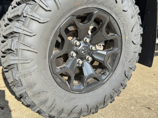Ram TRX on LT325/65R18 TRAIL BLADE MTS - image 8