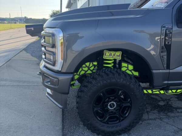 Ford F-350 on 35x12.50R18LT TRAIL BLADE MTS - image 2