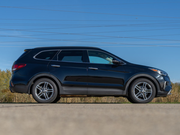 Hyundai Santa Fe on 235/55R19 TRAIL BLADE H/T - image 3