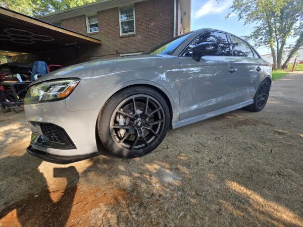 Audi RS3 on 245/40R19 AZ810 - image 2