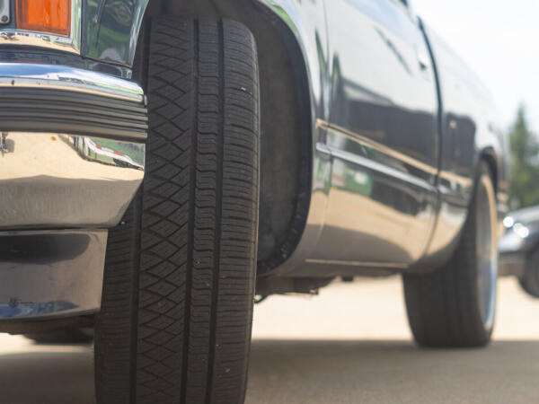 Chevrolet 1500 on 265/35R22 AZ810 - image 5